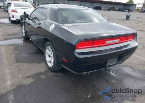 2013 Dodge Challenger Sxt from USA, damaged, VIN 2C3CDYAG8DH607460
